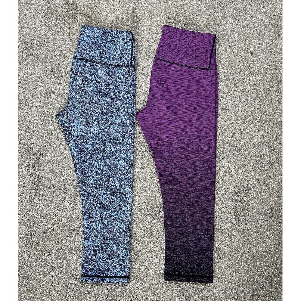 *Lot Of 2* Kirkland Signature Active Crop Leggings‎ - Women's LARGE